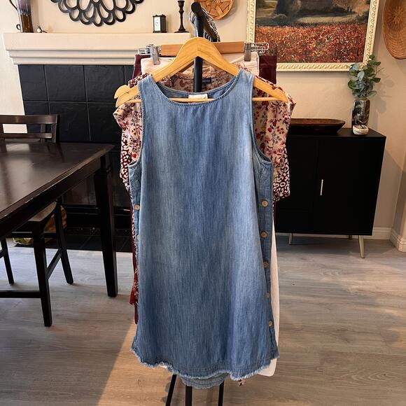 Universal Thread Dress Womens Size Medium Chambray 100% Cotton Button Detail - Picture 16 of 16